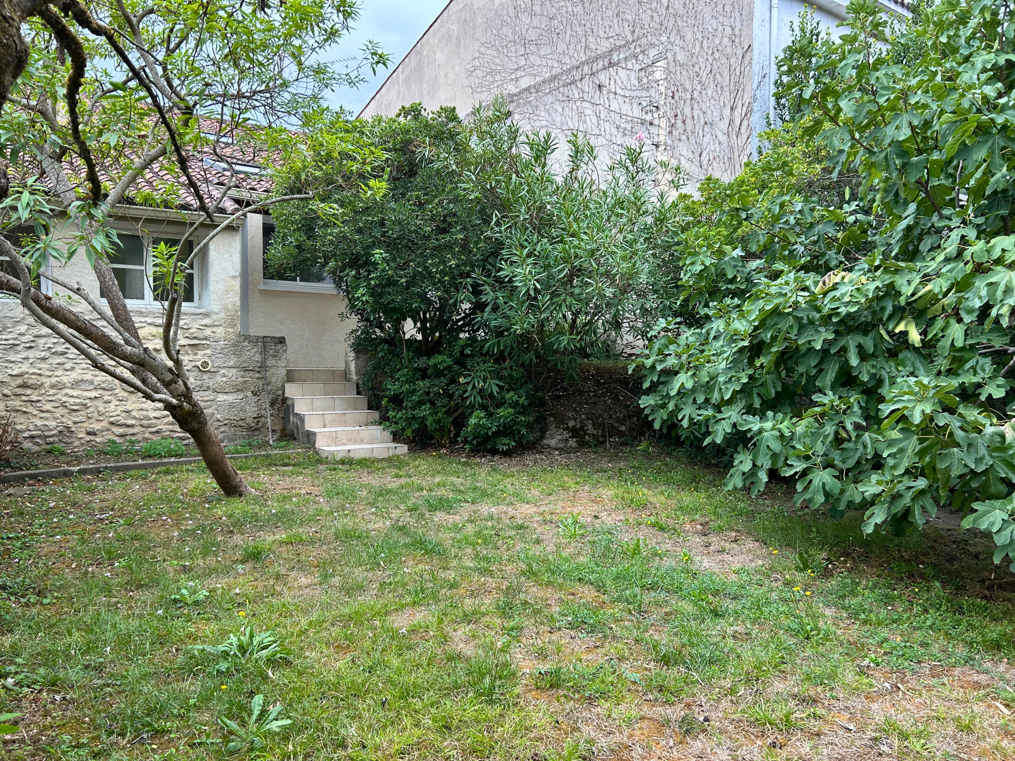 Maison à vendre à Cognac, 95 m², 4 pièces – photo 1 sur 17