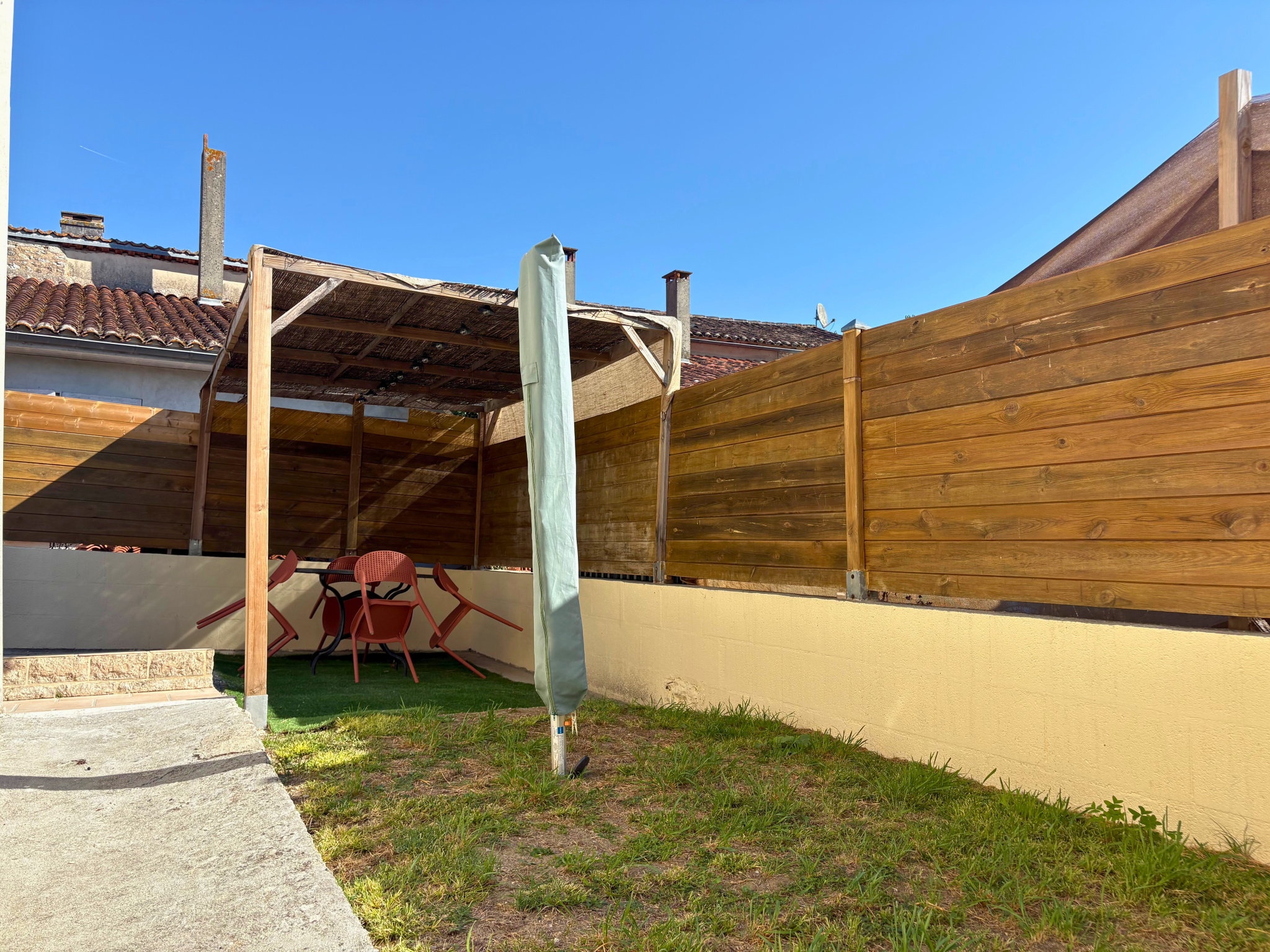 Maison à vendre à Dompierre sur charente, 85 m², 3 pièces – photo 2 sur 12